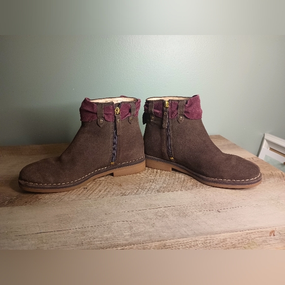 Hush Puppies Moyen Bow Ankle Boots Womens 7 Brown Burgundy Suede Kawaii Twee - Picture 8 of 11